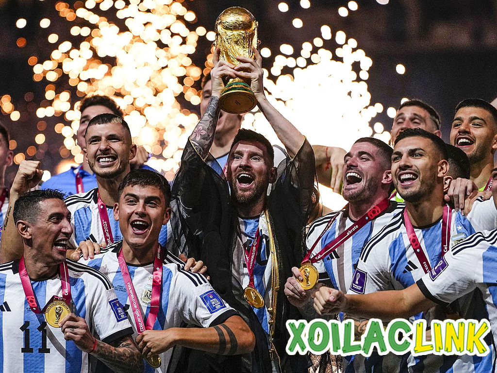 cac-cau-thu-argentina-vo-dich-world-cup-duoi-thoi-scaloni